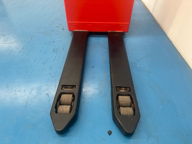 Linde T16